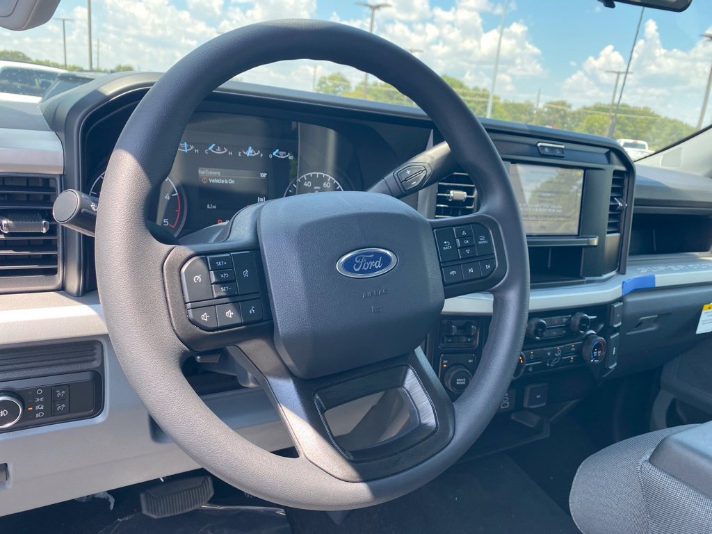 New 2026 Ford F250 XL w/ STX Appearance Package AWD/4WD image 15