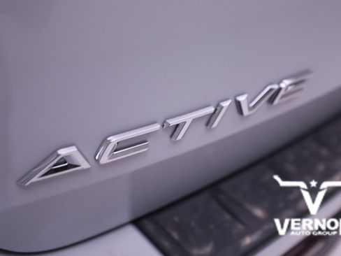 New 2025 Ford Explorer Active image 38