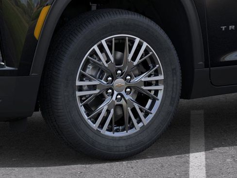 New 2026 Chevrolet Traverse LT w/ Driver Confidence Package AWD/4WD image 33