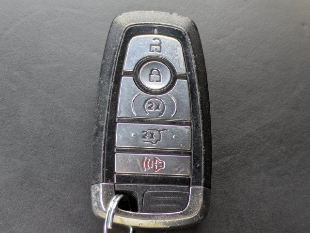 Used 2023 Ford Explorer Platinum w/ Technology Package AWD/4WD image 29