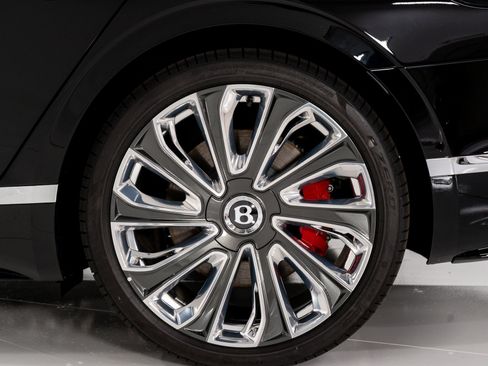 New 2025 Bentley Flying Spur Plug-In Hybrid image 46