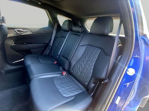 Used 2023 Kia Sportage X-Line w/ X-Line Premium Package AWD/4WD image 19