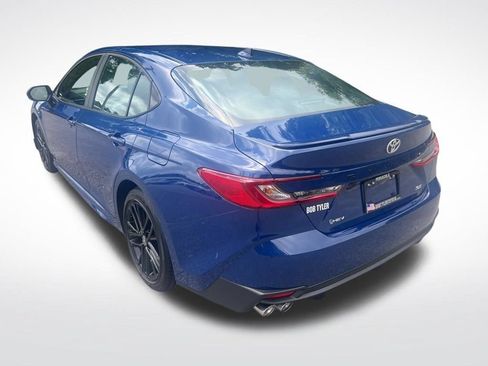 Used 2026 Toyota Camry SE FWD image 7