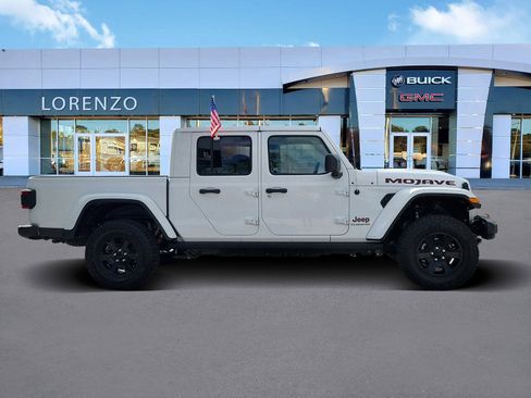 Used 2022 Jeep Gladiator Mojave w/ LED Lighting Group AWD/4WD image 4