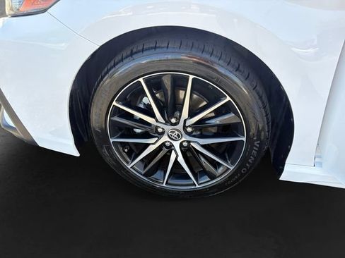 Certified 2024 Toyota Camry SE FWD image 11