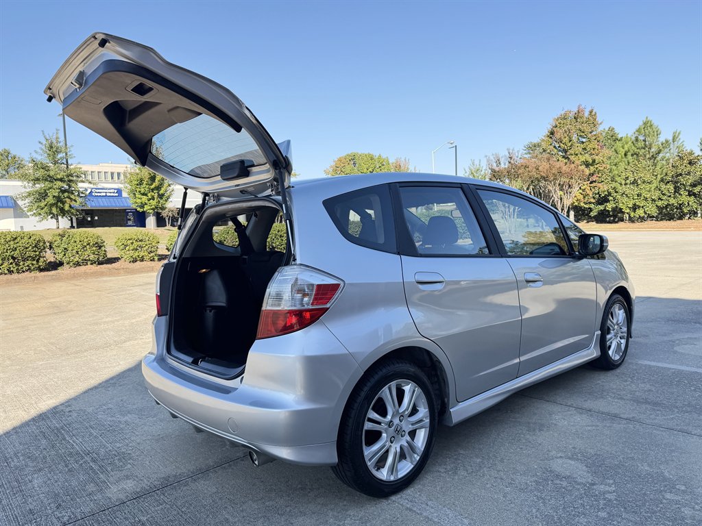 Used 2011 Honda Fit Sport image 31