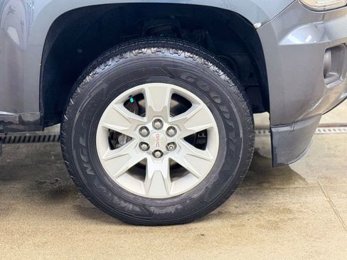 Used 2016 GMC Canyon SLE image 4