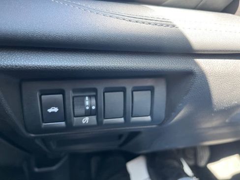 Used 2023 Subaru Legacy Limited AWD/4WD image 23