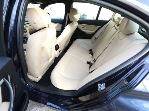 Used 2017 BMW 330i xDrive Sedan image 13