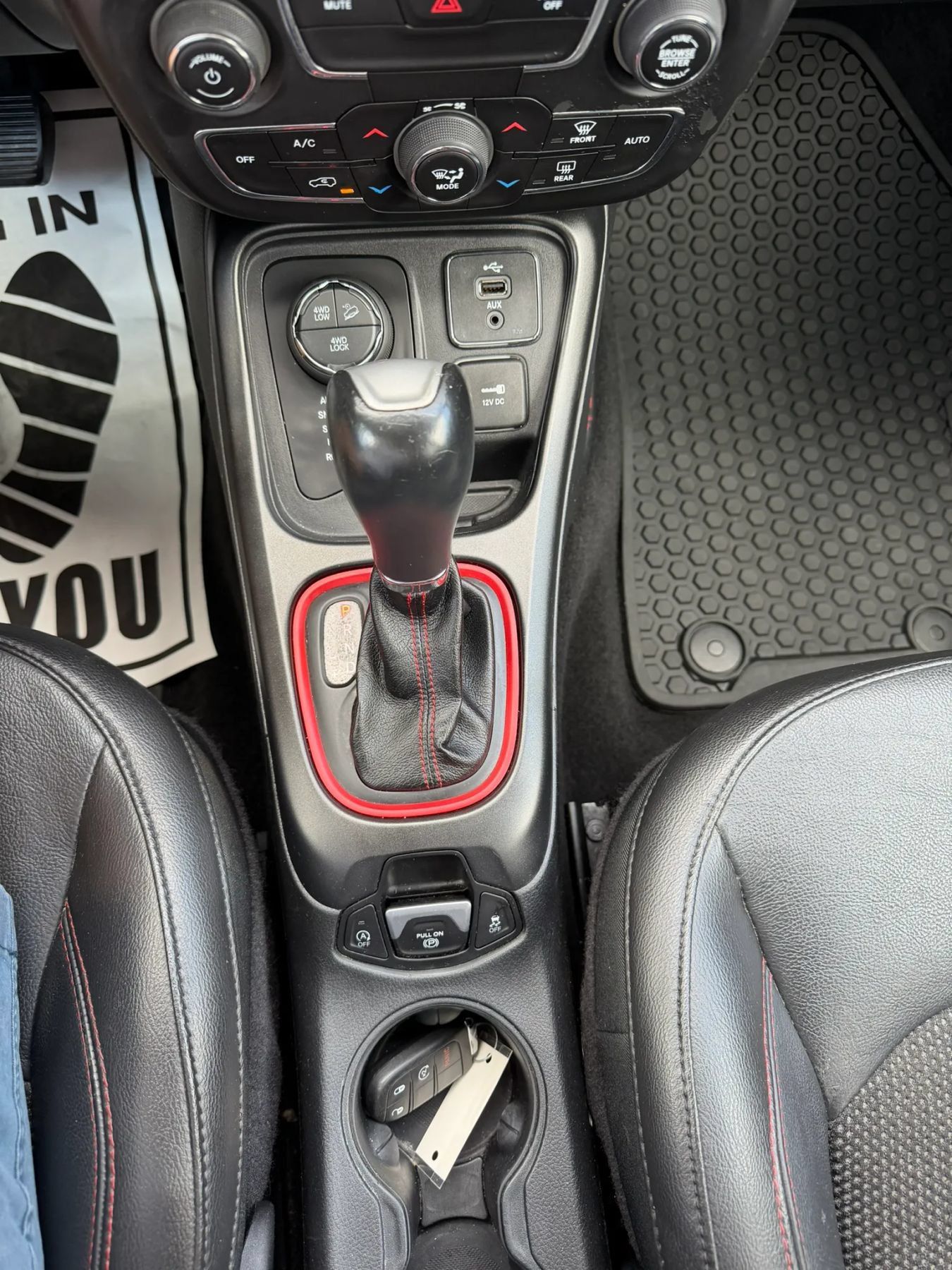 Used 2018 Jeep Compass Trailhawk w/ Popular Equipment Group AWD/4WD image 16