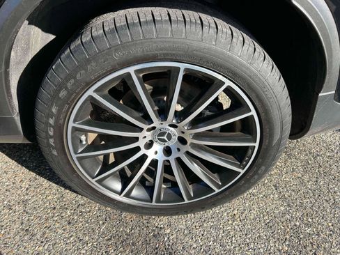 Used 2021 Mercedes-Benz GLC 300 4MATIC Coupe w/ AMG Line image 7