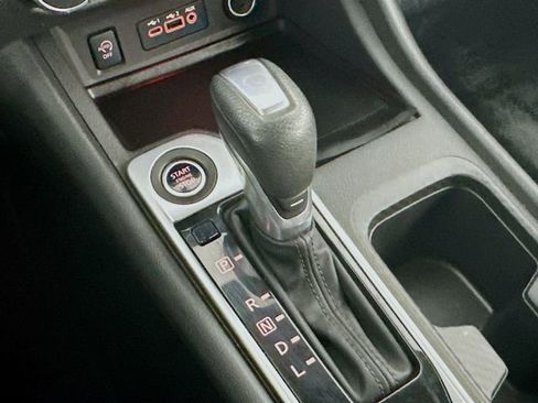 Used 2024 Nissan Sentra SV image 17