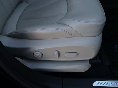 Used 2020 Buick Envision Premium image 9