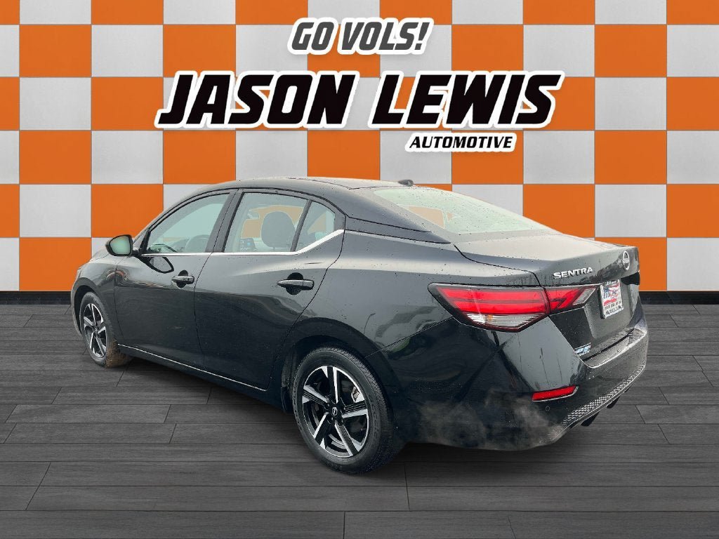 Used 2024 Nissan Sentra SV FWD image 5