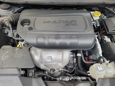 Used 2023 Jeep Cherokee Altitude Lux image 30