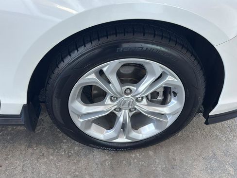 Used 2023 Honda Accord LX image 32