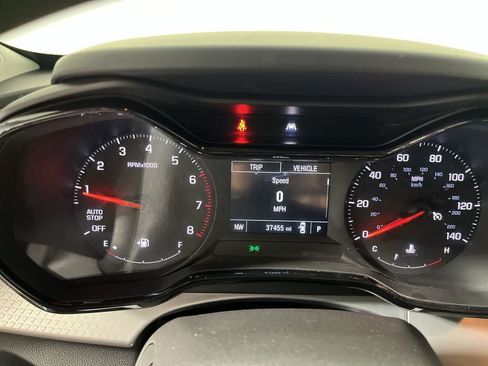 Used 2024 Chevrolet Trax LS w/ LS Convenience Package FWD image 17