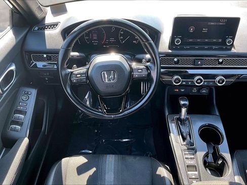 Used 2022 Honda Civic Sport image 8