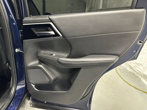 Used 2022 Mitsubishi Outlander SE AWD/4WD image 47