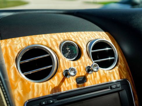 Used 2016 Bentley Continental GT image 65