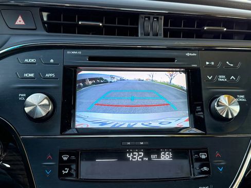 Used 2015 Toyota Avalon Limited image 14