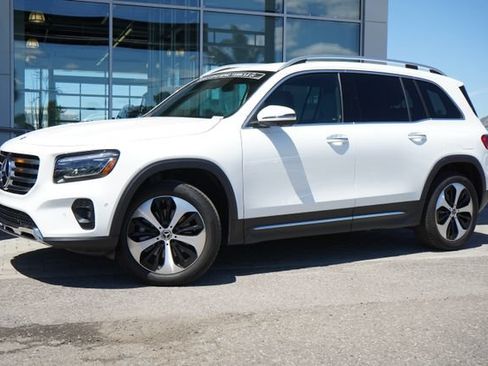 Used 2026 Mercedes-Benz GLB 250 image 4