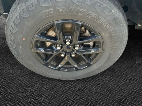 Used 2022 Jeep Gladiator Sport AWD/4WD image 11