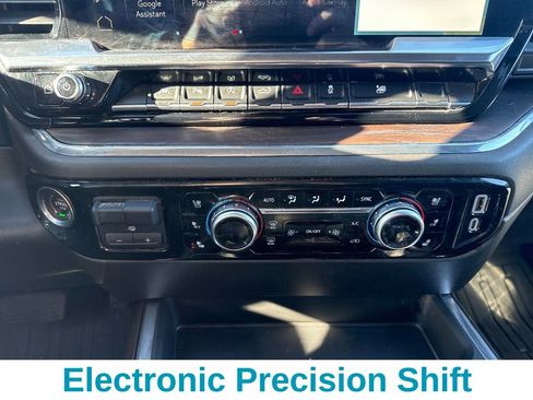 Used 2024 GMC Sierra 1500 SLT w/ SLT Premium Plus Package image 22