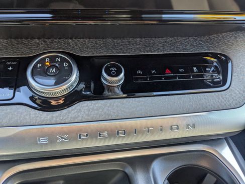 New 2025 Ford Expedition Tremor image 23