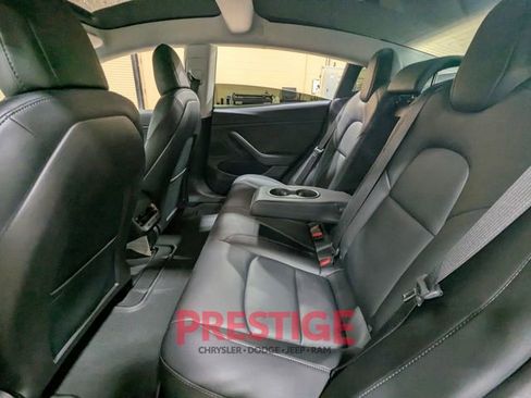 Used 2020 Tesla Model 3 Performance image 29