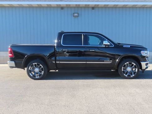 Used 2019 RAM 1500 Limited AWD/4WD image 3