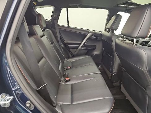 Used 2017 Toyota RAV4 SE AWD/4WD image 34