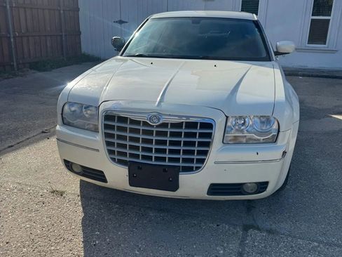 Used 2007 Chrysler 300 Touring L image 4