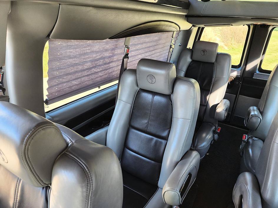 Used 2017 GMC Savana 2500 Extended RWD image 15