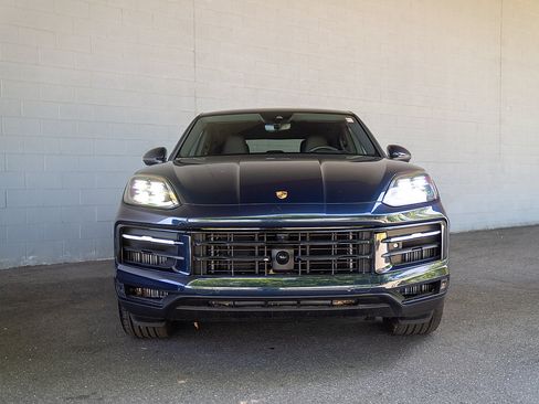 Certified 2026 Porsche Cayenne S AWD/4WD image 29