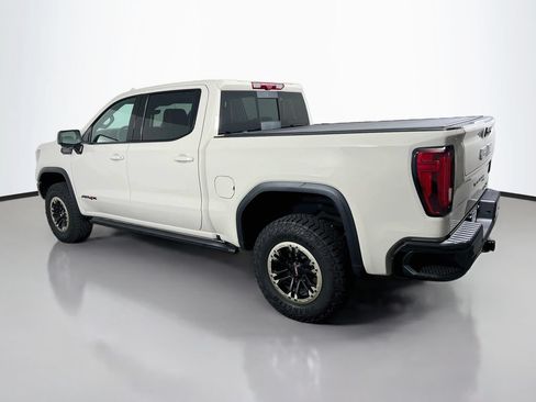Certified 2026 GMC Sierra 1500 AT4X w/ LPO, Black Badging Package AWD/4WD image 5