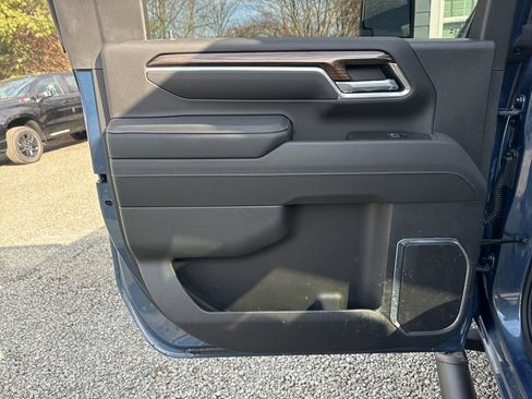 Used 2025 Chevrolet Silverado 2500 LT image 15