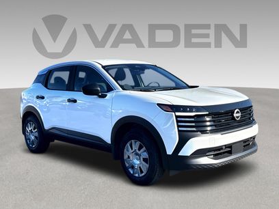 Used 2025 Nissan Kicks S