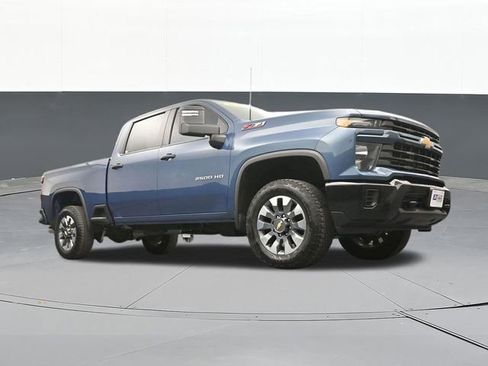 Used 2024 Chevrolet Silverado 2500 Custom w/ Custom Value Package AWD/4WD image 57
