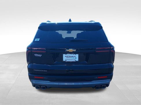 New 2027 Chevrolet Traverse LT w/ LPO, Floor Liner Package FWD image 4