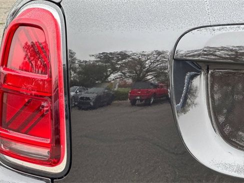 Used 2022 MINI Cooper Countryman S w/ Storage Package image 48