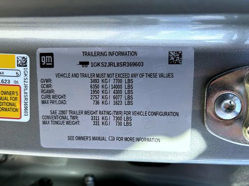 Used 2025 GMC Yukon XL Denali AWD/4WD image 27
