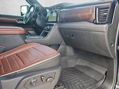 Used 2024 GMC Sierra 3500 Denali Ultimate image 22