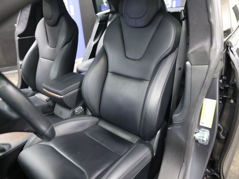 Used 2018 Tesla Model S 75D image 24