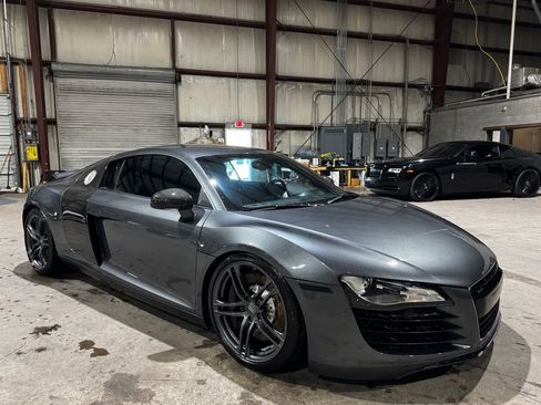 Used 2009 Audi R8 V8 image 2
