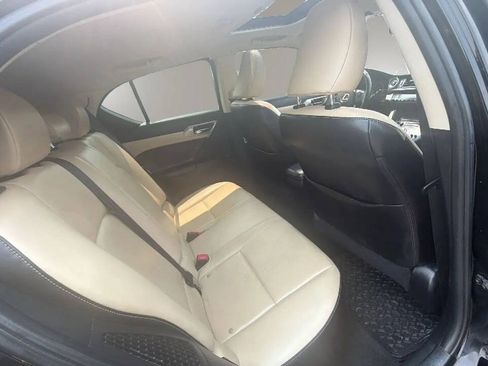 Used 2014 Lexus CT 200h w/ Seat Comfort Package FWD image 14
