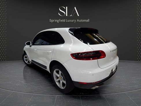 Used 2018 Porsche Macan AWD/4WD image 8