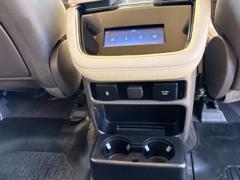Used 2023 Lincoln Navigator Reserve AWD/4WD image 10