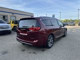 Used 2020 Chrysler Pacifica Limited image 5