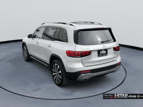 Used 2022 Mercedes-Benz GLB 250 4MATIC w/ Premium Package Lite image 6